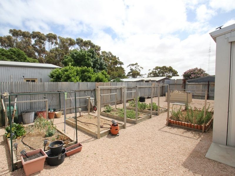 76 Caroline Street, Moonta SA 5558