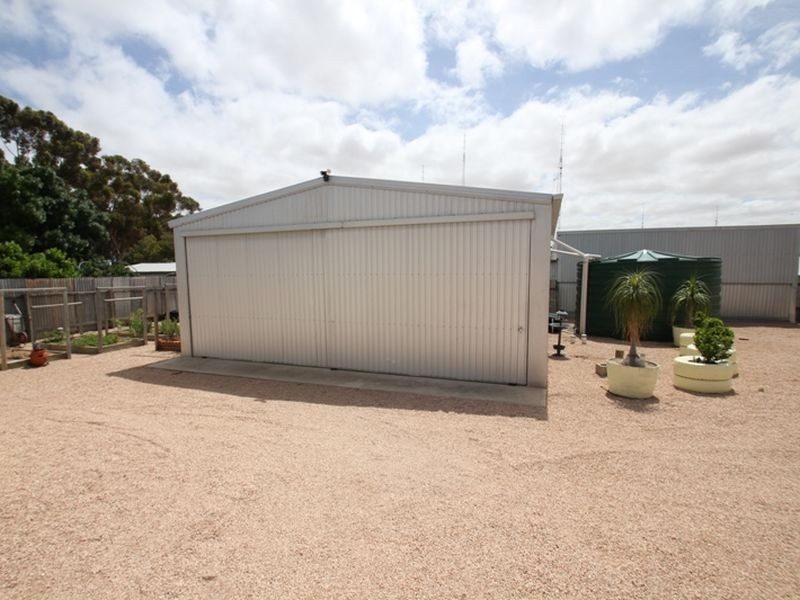 76 Caroline Street, Moonta SA 5558