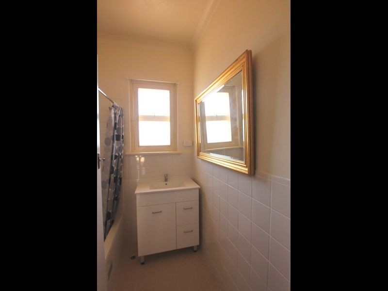 11 Gawler Street, Kadina SA 5554