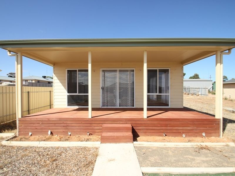 23 Chapple Street, Moonta Bay SA 5558