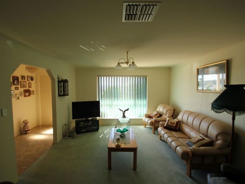 38 Victoria Street, Moonta Bay SA 5558