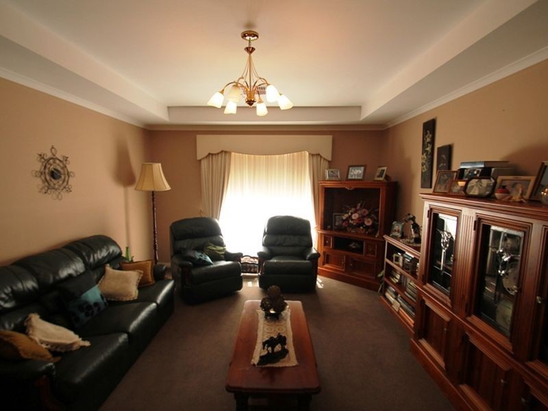 21 Harrys Point Road, Port Hughes SA 5558