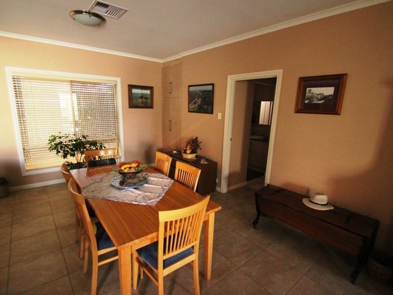 21 Harrys Point Road, Port Hughes SA 5558