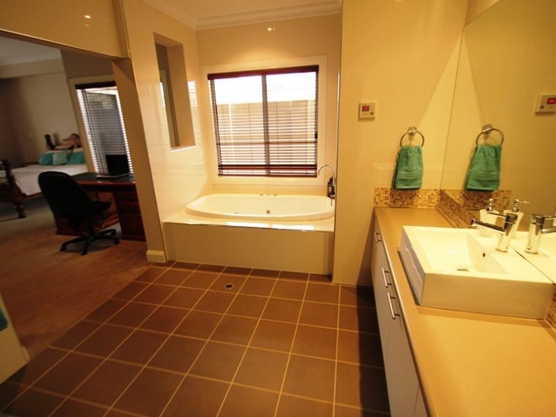 5 Oates Street, Port Hughes SA 5558