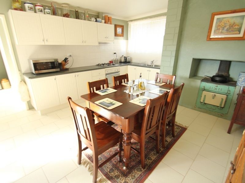 20 Caroline Street, Moonta SA 5558