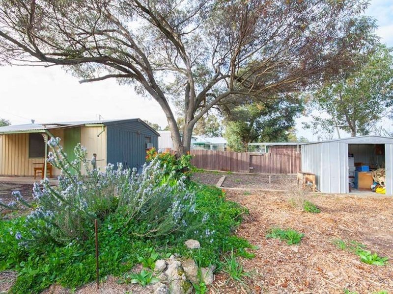 18 Kadina Road, Cross Roads SA 5558