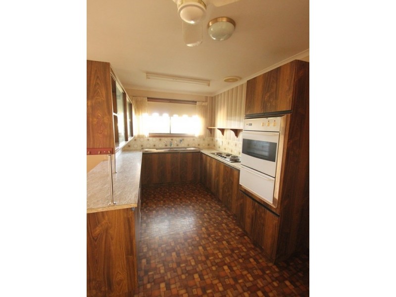 6 Olive Place, Moonta Bay SA 5558