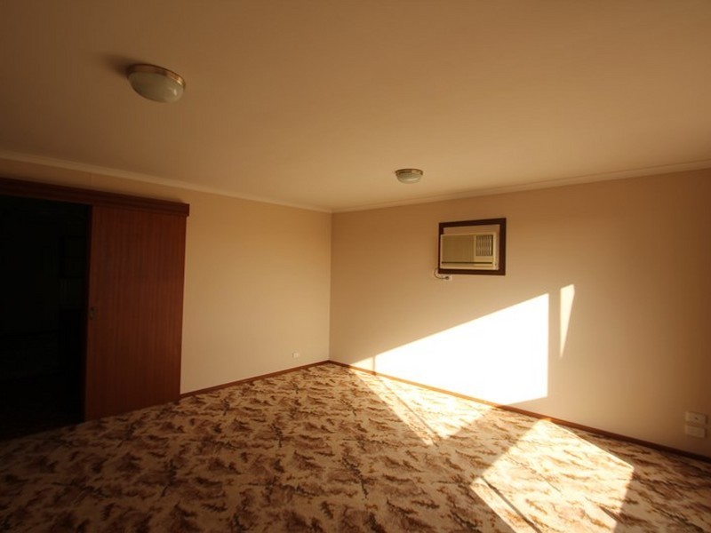 6 Olive Place, Moonta Bay SA 5558