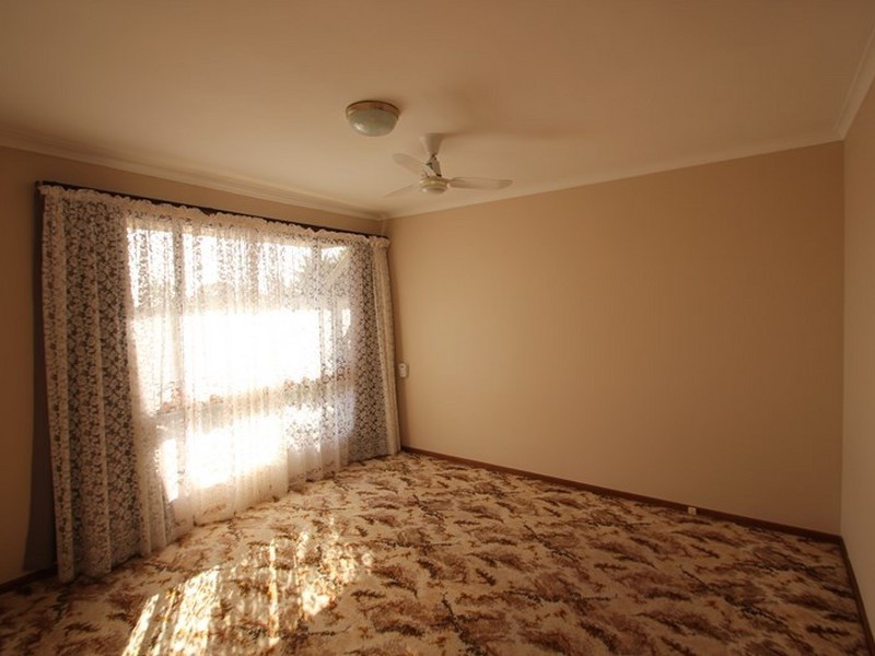 6 Olive Place, Moonta Bay SA 5558