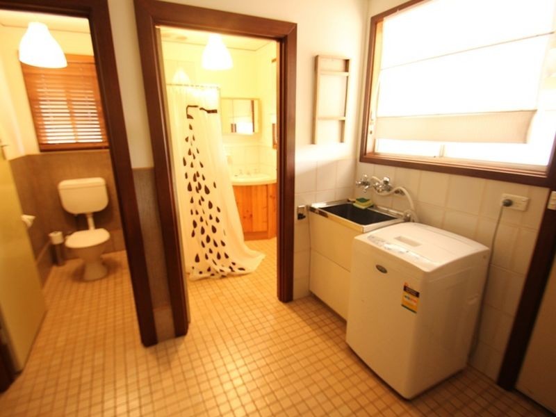 7 Carlisle Street, Moonta Bay SA 5558