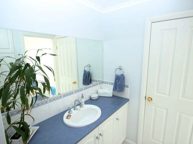 31 Harrys Point Road, Port Hughes SA 5558