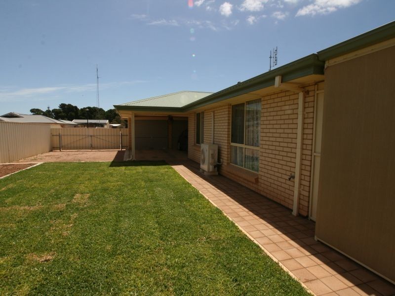 18 John Olsen Drive, Kadina SA 5554