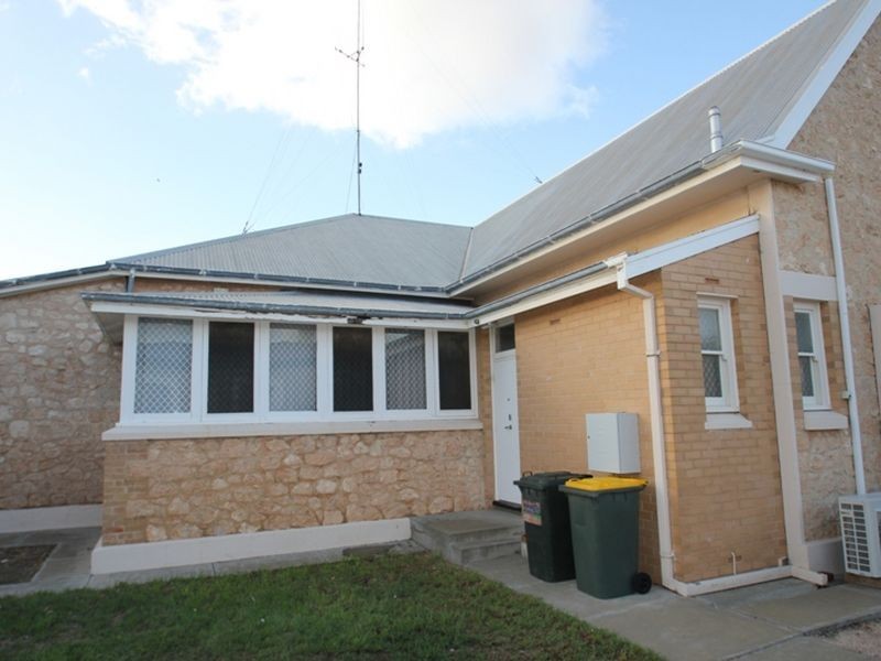 42-44 George Street, Moonta SA 5558