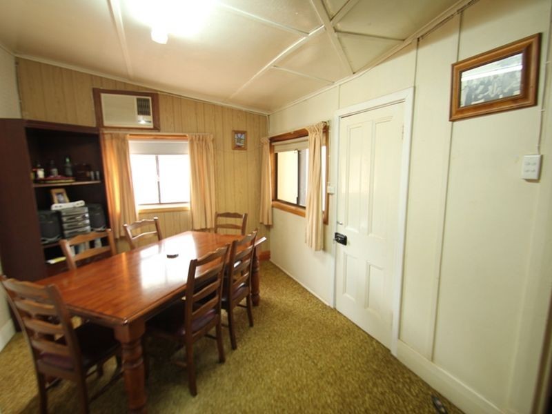 33 Lloyd Street, Moonta Mines SA 5558