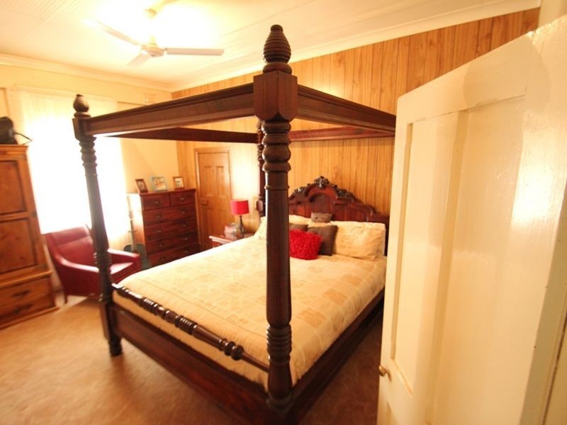 33 Lloyd Street, Moonta Mines SA 5558