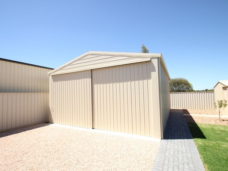 9 Murrin Street, Moonta Bay SA 5558