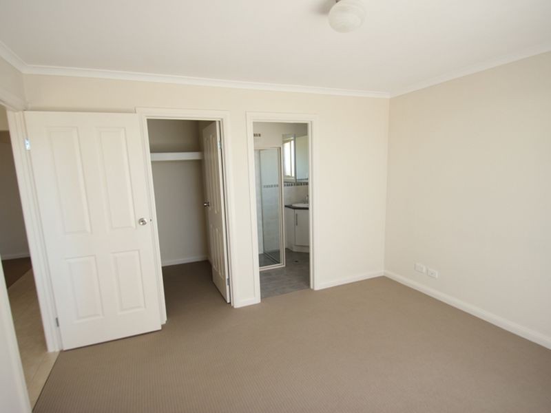 9 Murrin Street, Moonta Bay SA 5558