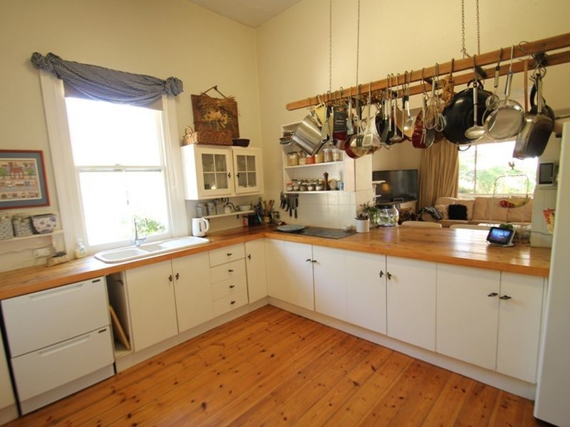 21 Robert Street, Moonta SA 5558