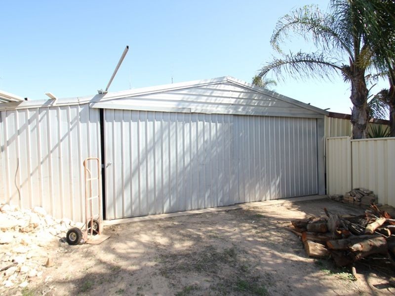 21 Robert Street, Moonta SA 5558