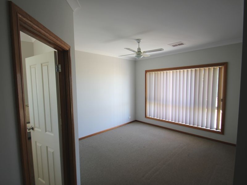 20 Polglase Street, Moonta Bay SA 5558