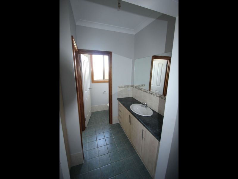 20 Polglase Street, Moonta Bay SA 5558