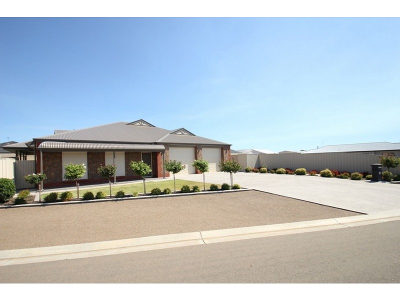 2 Hague Court, Moonta Bay SA 5558