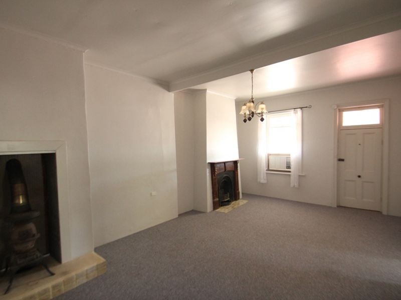 4 Henry Street, Moonta SA 5558