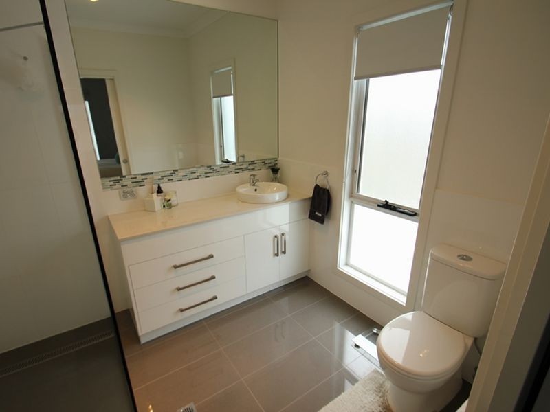 6 Worrall Street, Moonta Bay SA 5558