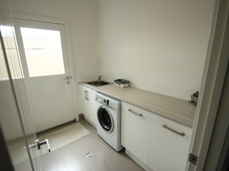 6 Worrall Street, Moonta Bay SA 5558