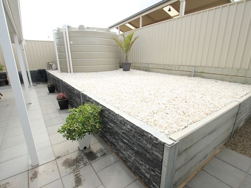 6 Worrall Street, Moonta Bay SA 5558