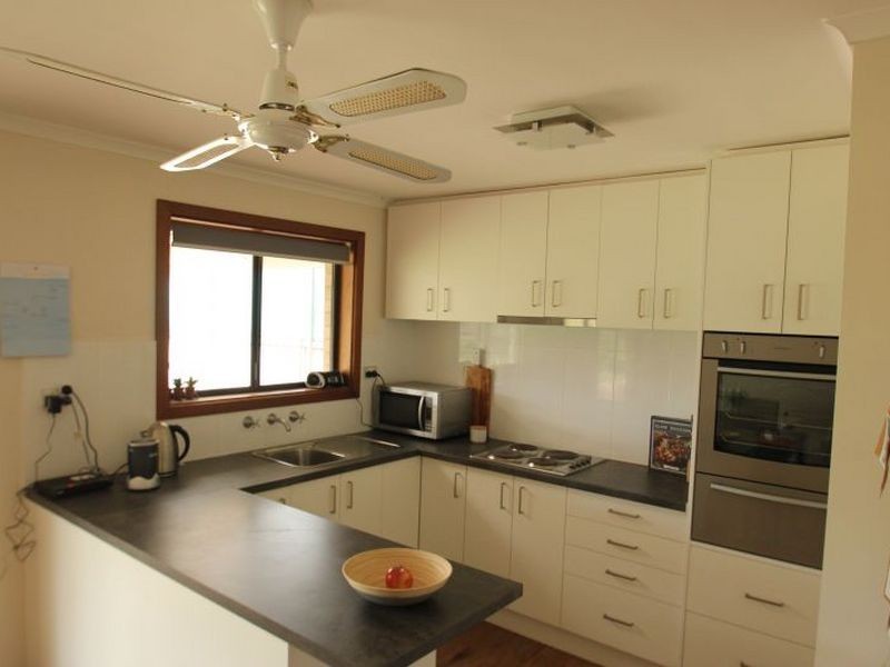 100 Bay Road, Moonta Bay SA 5558