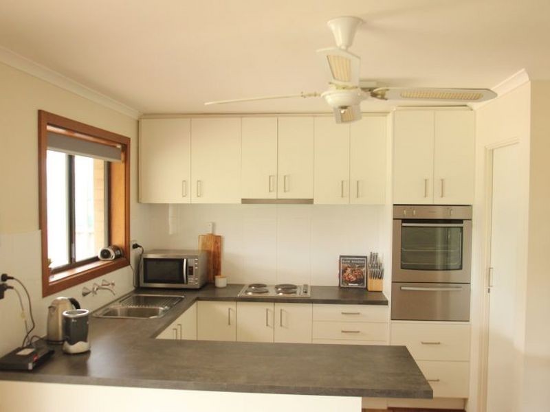 100 Bay Road, Moonta Bay SA 5558