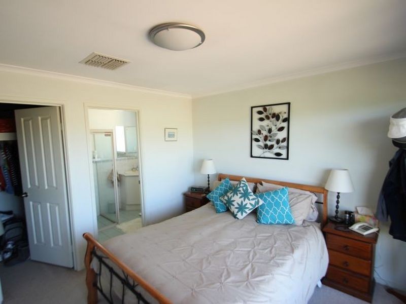 12 Clayton Street, Moonta Bay SA 5558