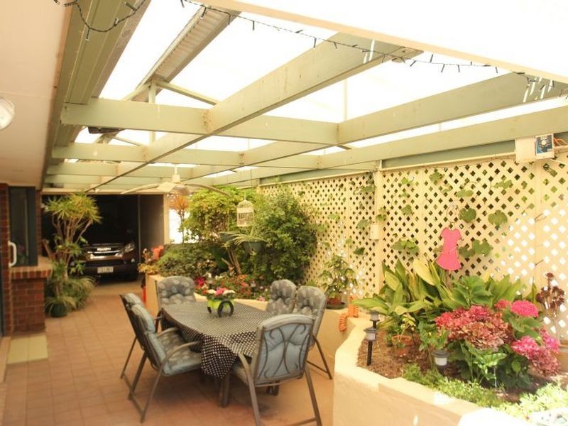 12 Clayton Street, Moonta Bay SA 5558