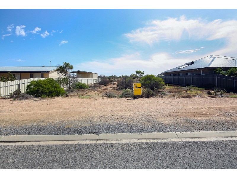 15 North Terrace, Moonta Bay SA 5558