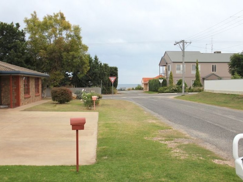 8a Percy Street, Moonta Bay SA 5558