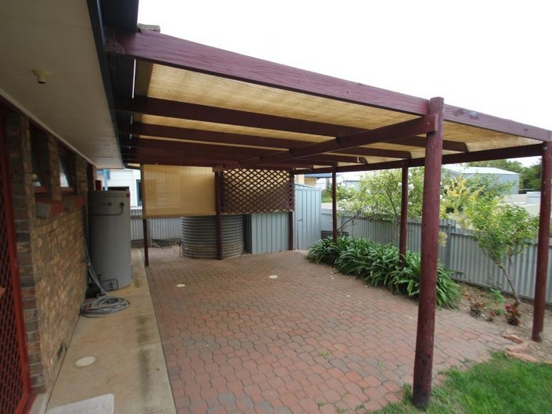 8a Percy Street, Moonta Bay SA 5558