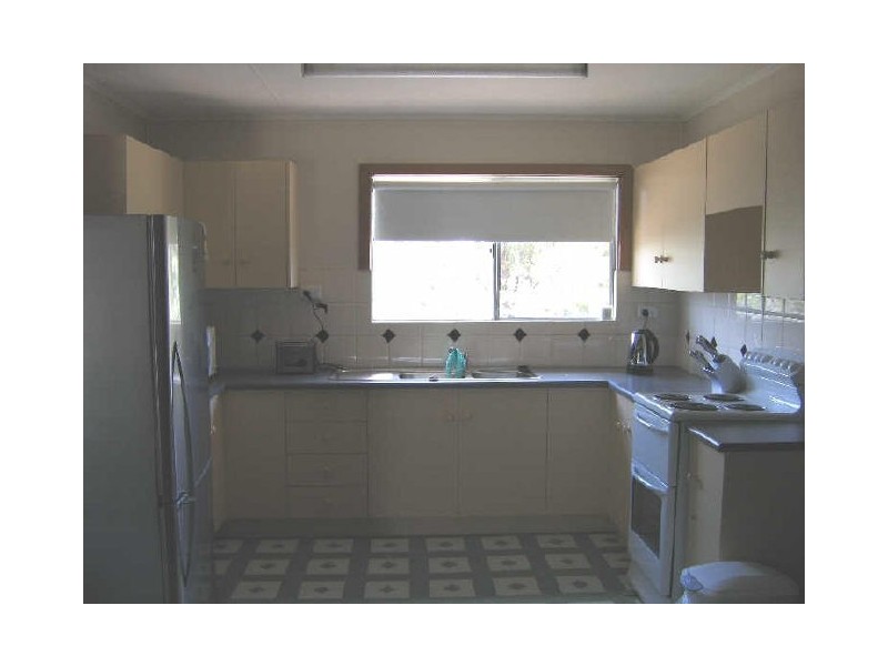 12 Lucy Street, Moonta Bay SA 5558