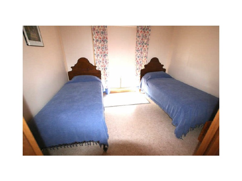 22 Gulf Street, Moonta Bay SA 5558