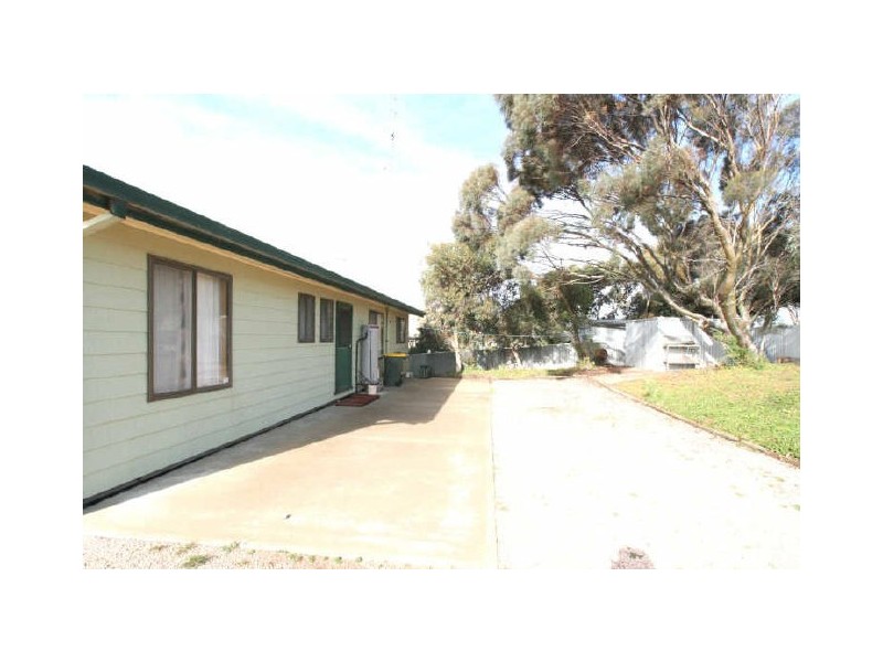 22 Gulf Street, Moonta Bay SA 5558