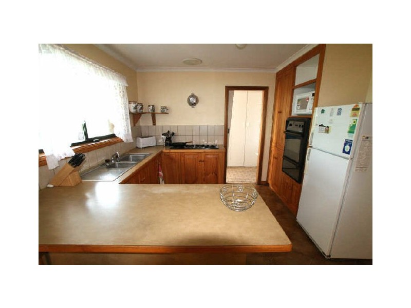 7 Calstock Street, Moonta Bay SA 5558