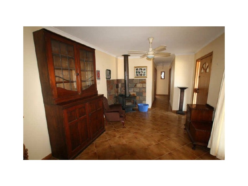 7 Calstock Street, Moonta Bay SA 5558