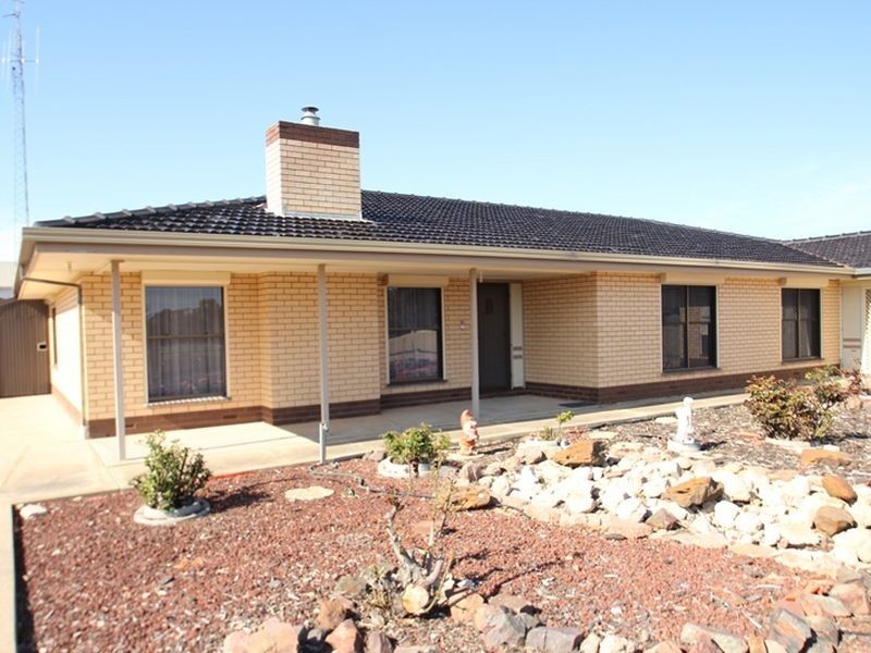 9 Nancarrow Street, North Moonta SA 5558