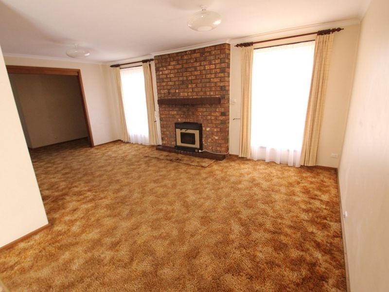 9 Nancarrow Street, North Moonta SA 5558