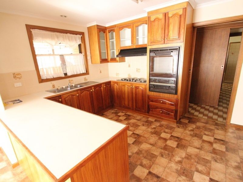 9 Nancarrow Street, North Moonta SA 5558