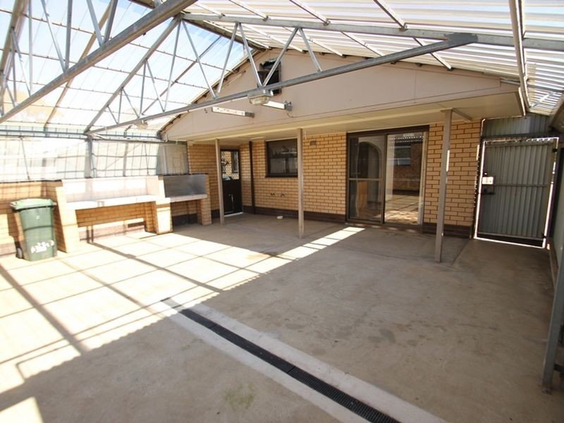 9 Nancarrow Street, North Moonta SA 5558