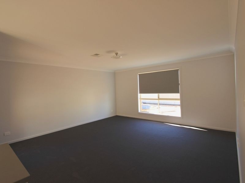 1 Number 2 Lane, Kadina SA 5554