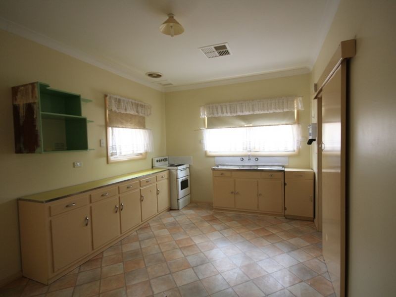 25 Hughes Street, Wallaroo SA 5556