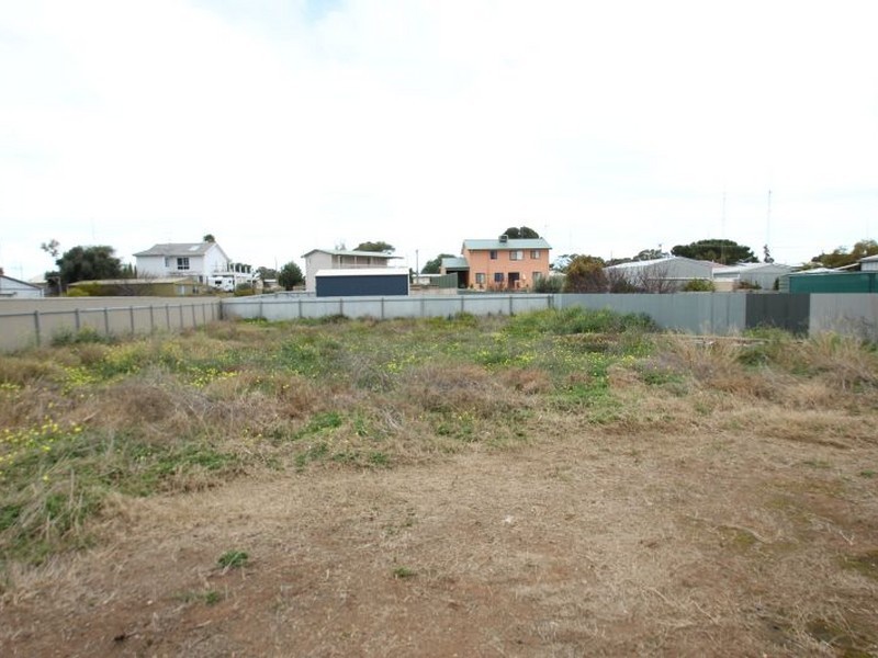 10 Moonta Road, Moonta Bay SA 5558