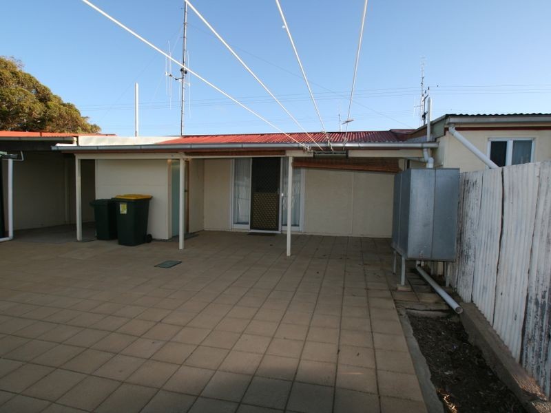 2/13 Gulf Street, Moonta Bay SA 5558